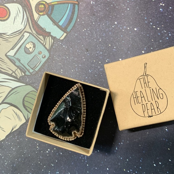 The Healing Pear Handcarved Obsidian Ring Arrowhead set in 925 silver size 8 - Picture 1 of 8